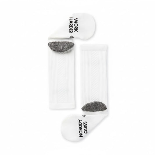 UK 7-12 PERFORMANCE SOCKS V2// WHITE